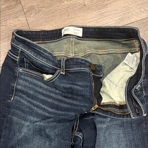 BKE Women's Dark Blue Payton Universal Fit Mid-Rise Bootcut Jeans 30x31 1/2